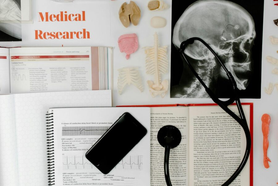 Revue de littérature-Recherche-TFE-evidence-based practice-sciences infirmières-Formateur-Animer-ingénierie pédagogique-posture- Evaluation-analyse de pratique-compétence - Instituts de formation paramédicale-IFSI-Altéforma - Qualiopi